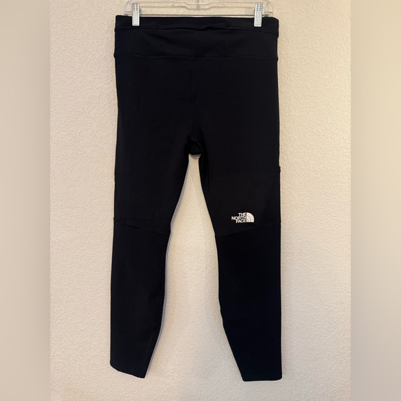North face leggings black with pockets - Picture 2 of 7